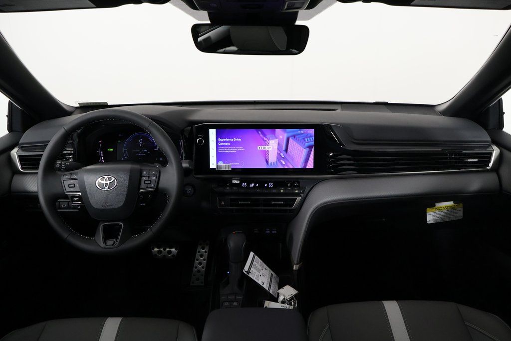 Thumbnail: 2025 Toyota Camry - 4