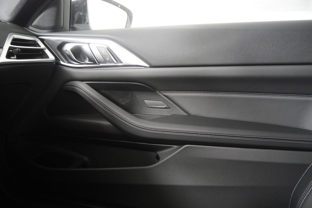 Thumbnail: 2026 BMW 4 Series - 20