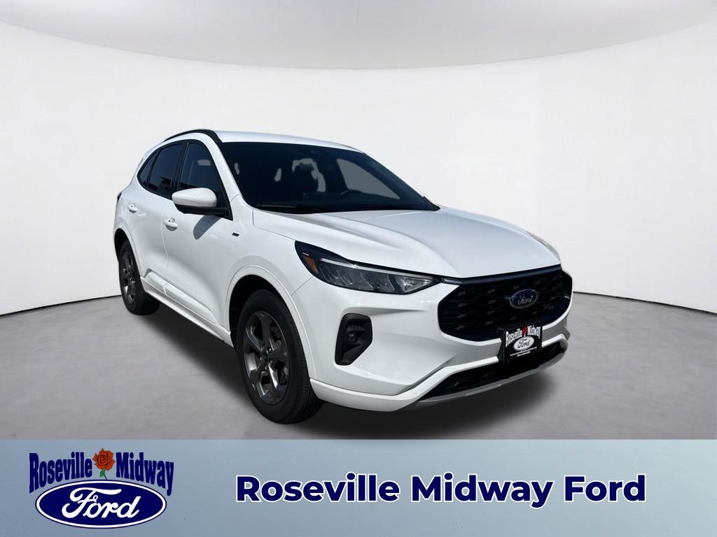 Oxford White 2023 Ford Escape SUV / Crossover All-Wheel Drive 8-Speed Automatic