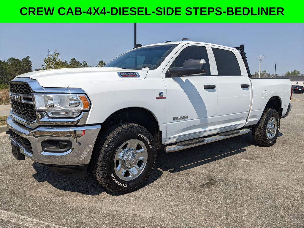 2022 RAM 2500 Tradesman Crew Cab 4WD