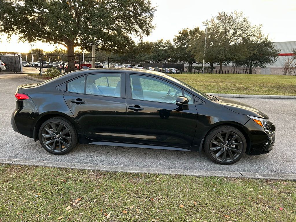 Thumbnail: 2025 Toyota Corolla - 6