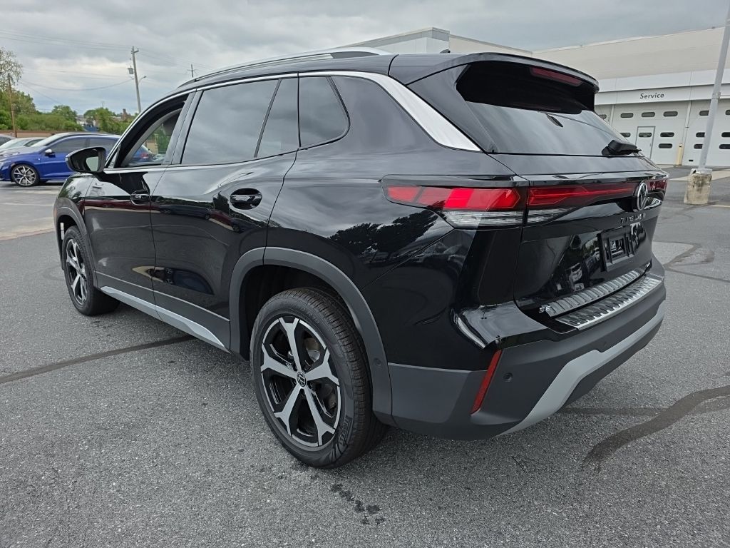 2026 Volkswagen Tiguan 2.0T SE Black at Audi Porsche Sewickley
