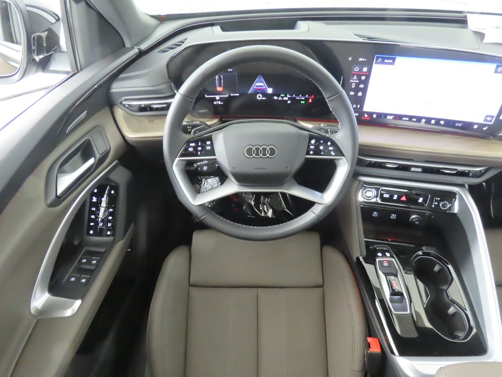 Thumbnail: 2025 Audi Q5 - 13