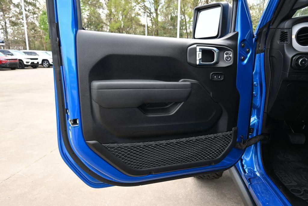 2026 Jeep Wrangler Willys - 11