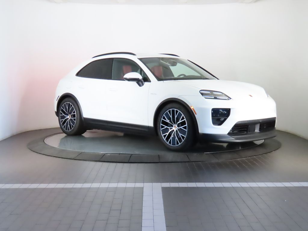 Thumbnail: 2025 Porsche Macan - 9