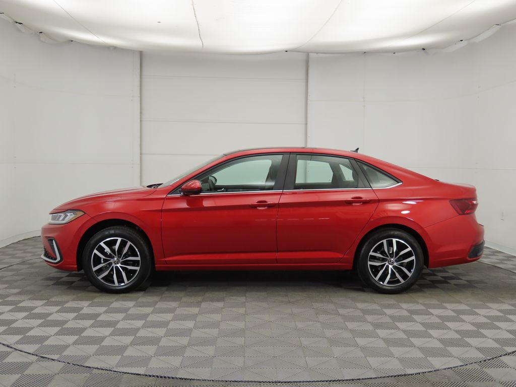 2025 Volkswagen Jetta SE 9