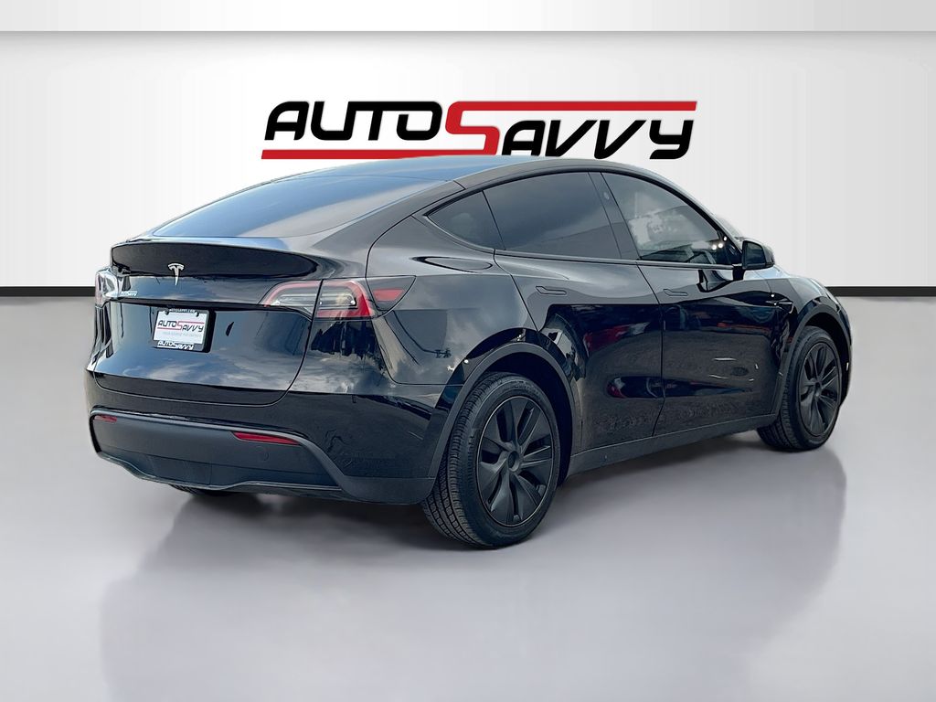 2025 Tesla Model Y Long Range Black at Ultimate Motorsports