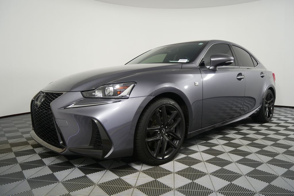 2018 Lexus IS 300 8