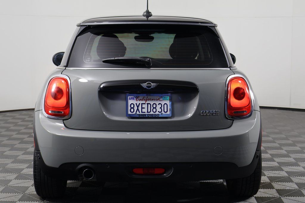 Thumbnail: 2018 MINI Cooper - 5