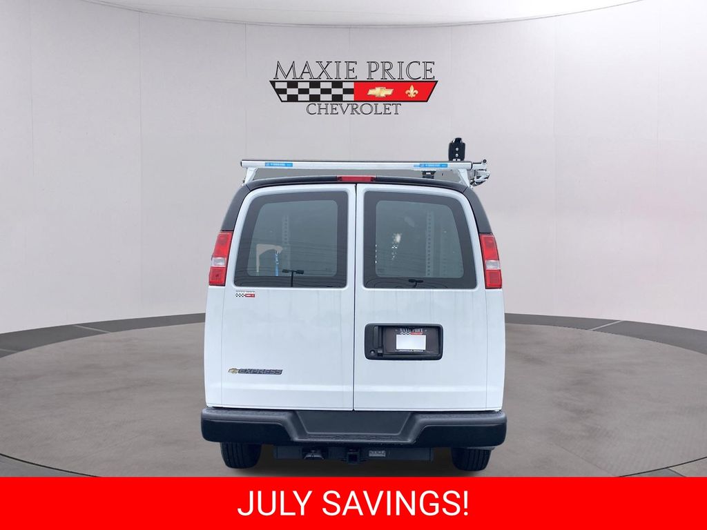 New 2026 Chevrolet Express 2500 Van