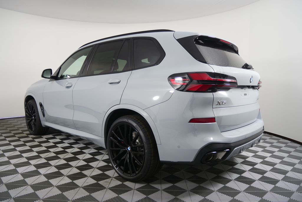 Thumbnail: 2026 BMW X5 - 5