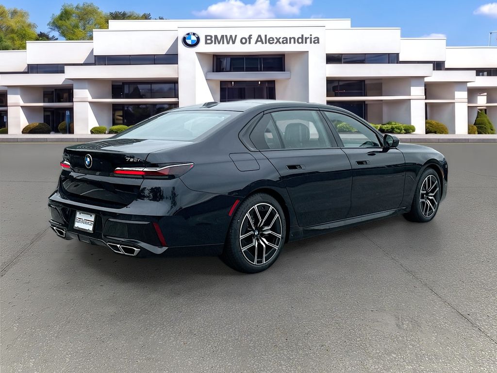 New 2026 Black BMW 760i xDrive image 7