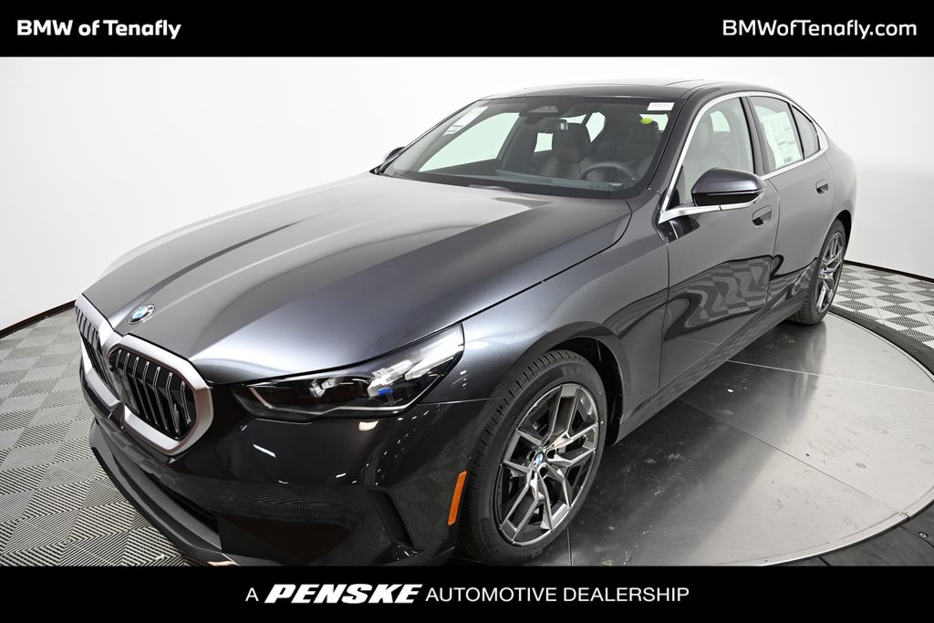 Thumbnail: 2026 BMW 5 Series - 1