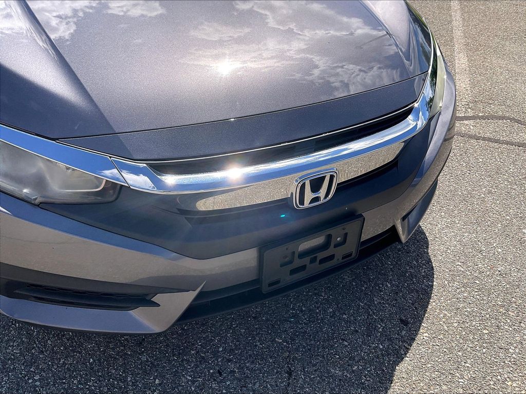 2016 Honda Civic — photo 30