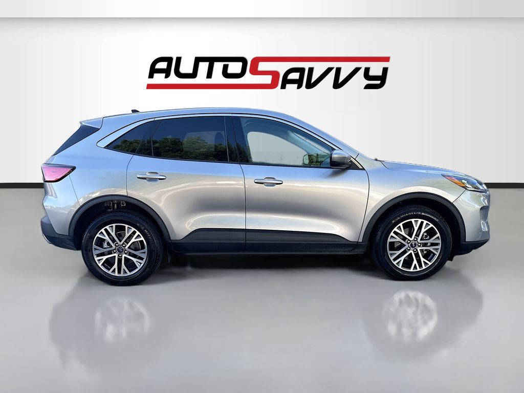 Used 2022 Silver Ford SEL image 8