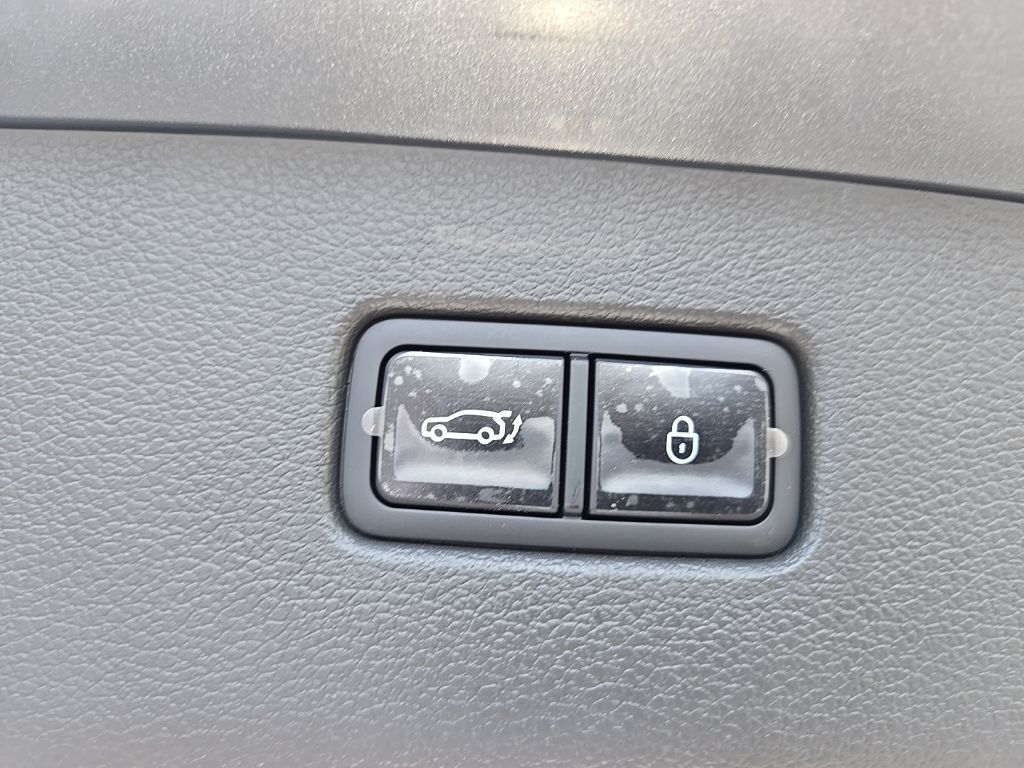 Thumbnail: 2025 Genesis GV80 - 28