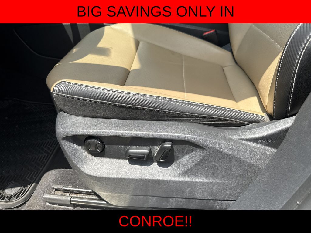 2021 Volkswagen Atlas Cross Sport 3.6L V6 SE w/Technology  at DeMontrond Auto Country
