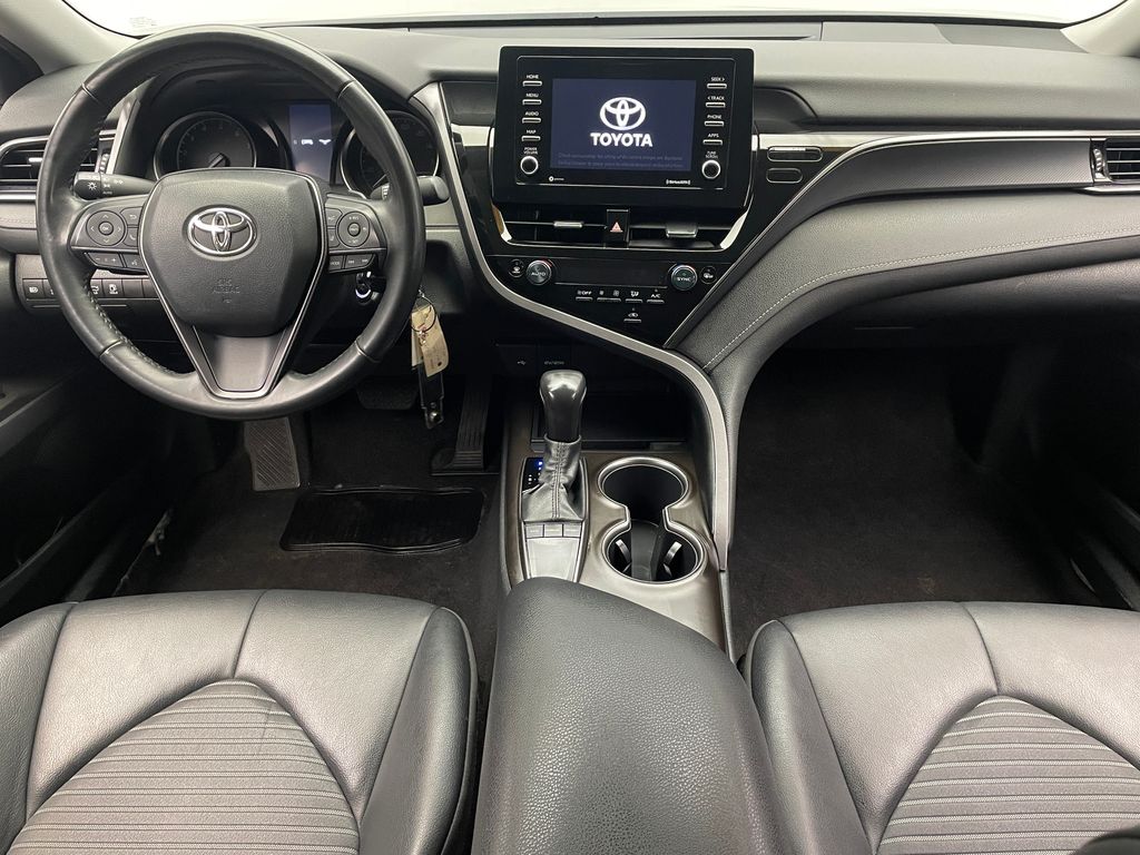 2023 Toyota Camry SE 19