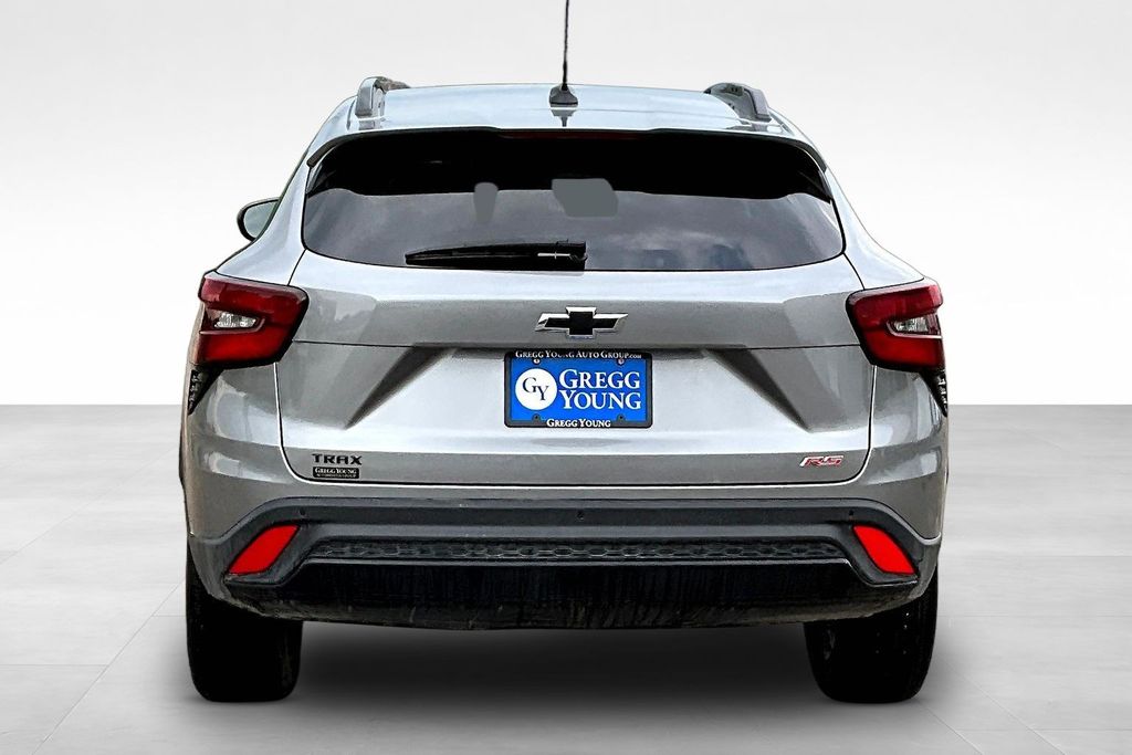 Used 2025 Chevrolet Trax SUV