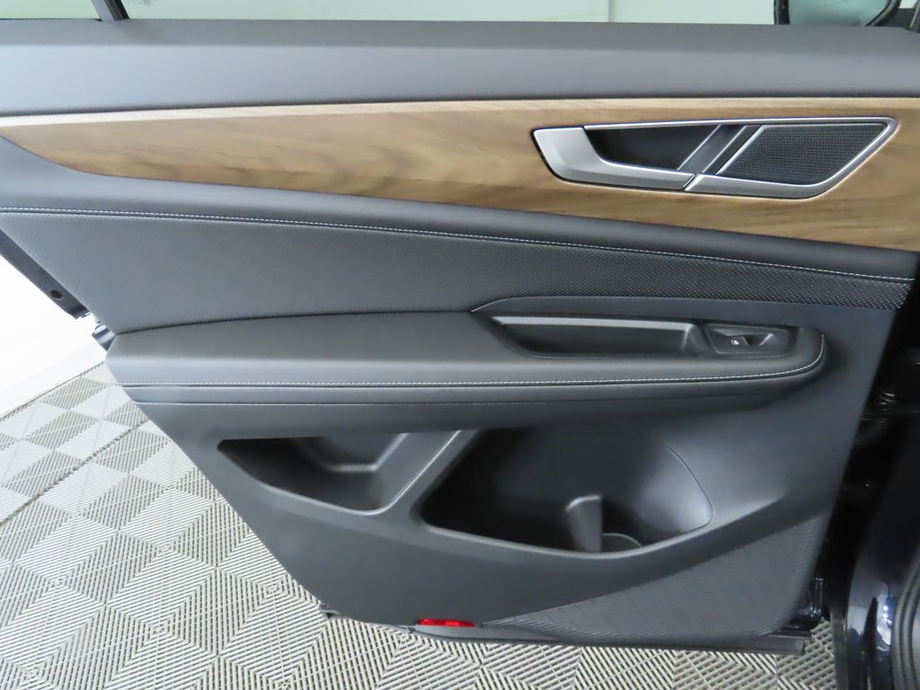 Thumbnail: 2025 Volkswagen Atlas - 28
