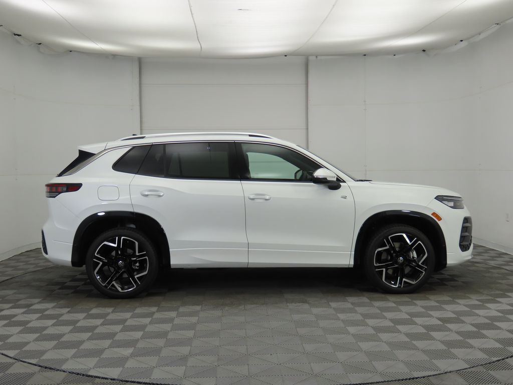 2025 Volkswagen Tiguan SE R-Line 5