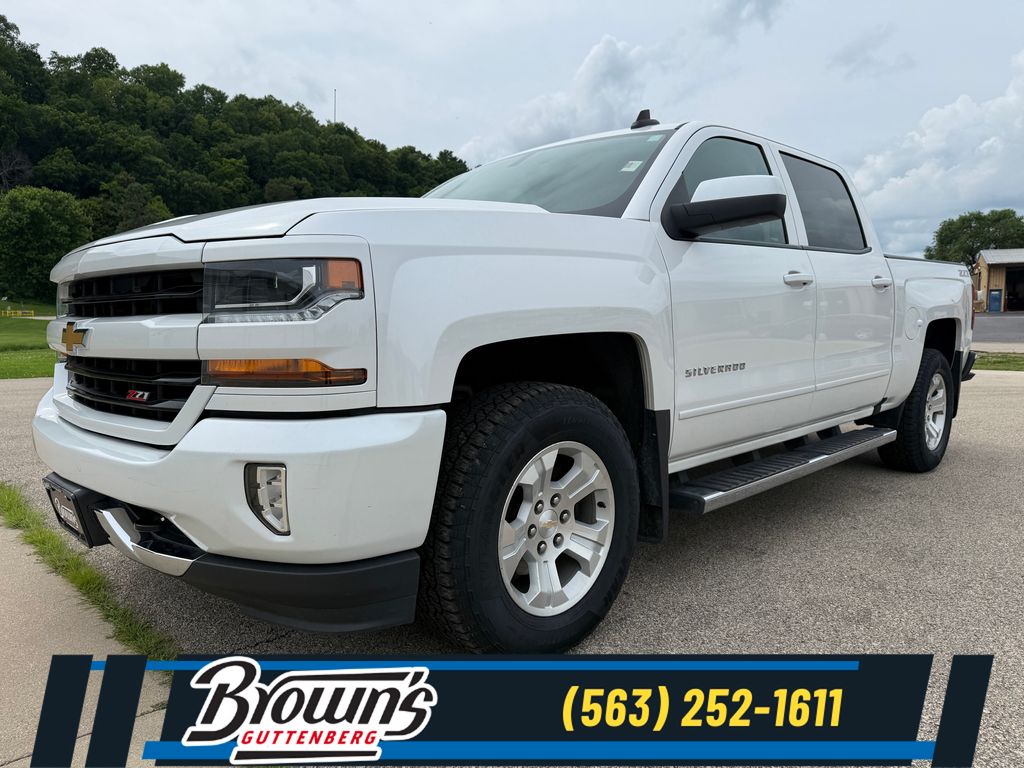 White (Iridescent Pearl Tricoat) 2017 Chevrolet Silverado 1500 Pickup Truck Four-Wheel Drive 6-Speed Automatic Overdrive