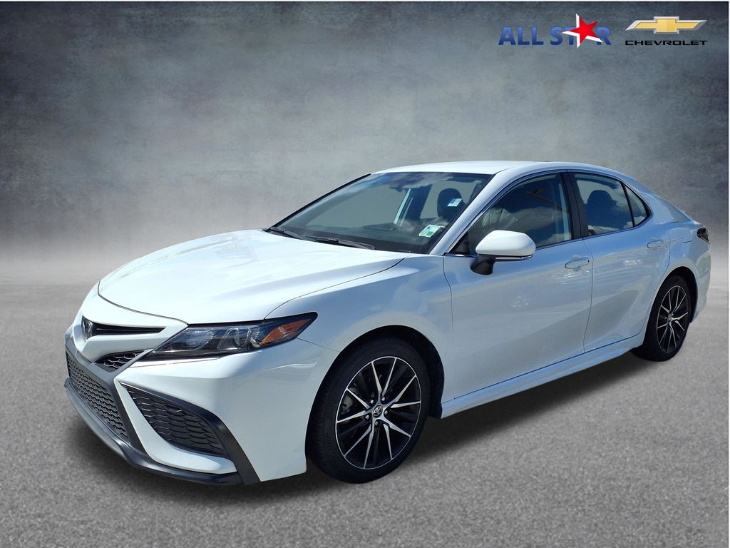 Ice 2024 Toyota Camry Sedan Front-Wheel Drive 8-Speed Automatic