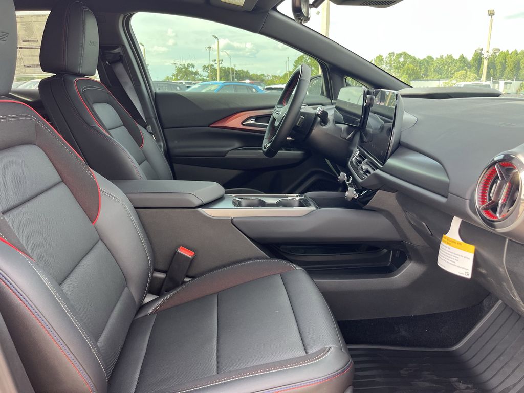 new 2025 Chevrolet Equinox EV car, priced at $42,195