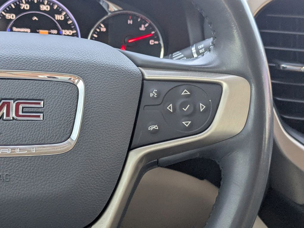 2021 GMC Acadia FWD Denali