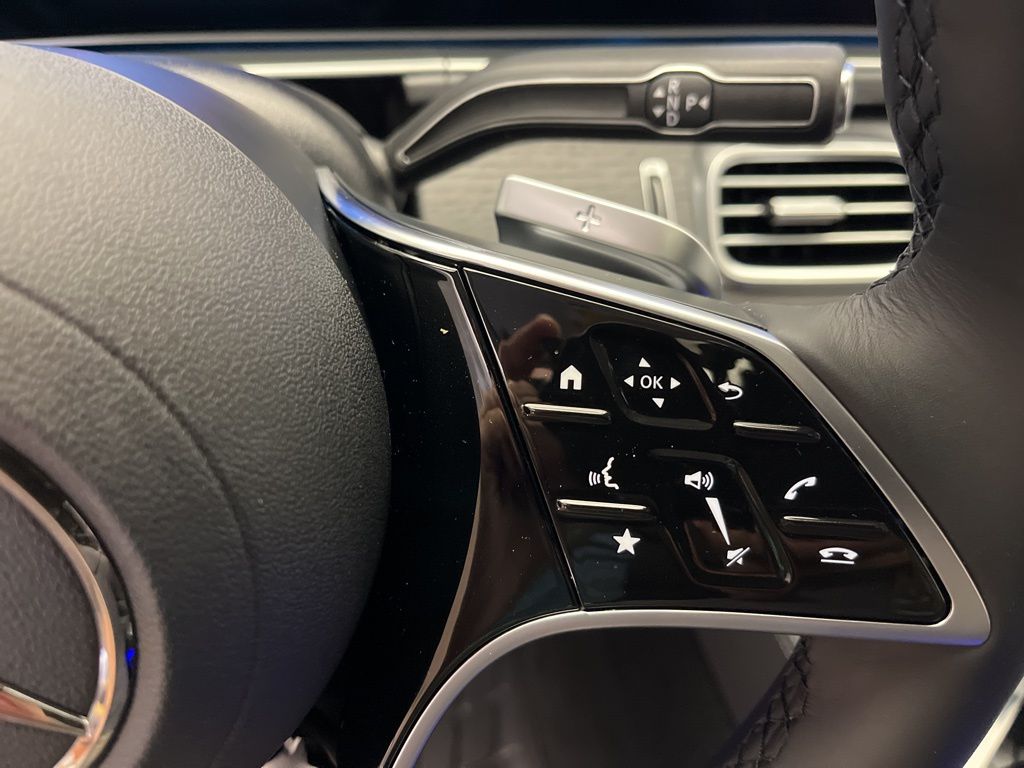 Thumbnail: 2026 Mercedes-Benz GLE - 15