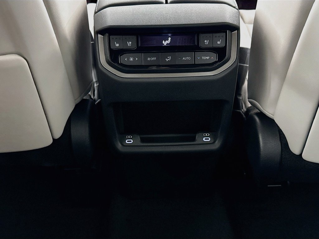 Thumbnail: 2026 Lexus TX - 18
