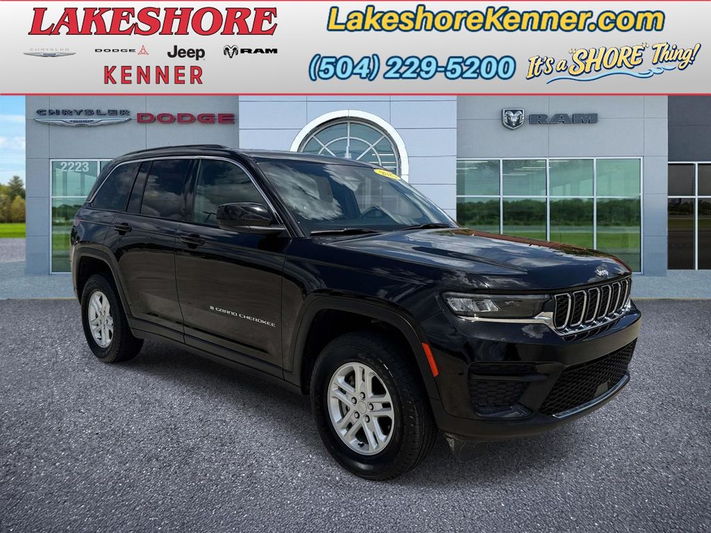 2025 Jeep Grand Cherokee Laredo 4WD
