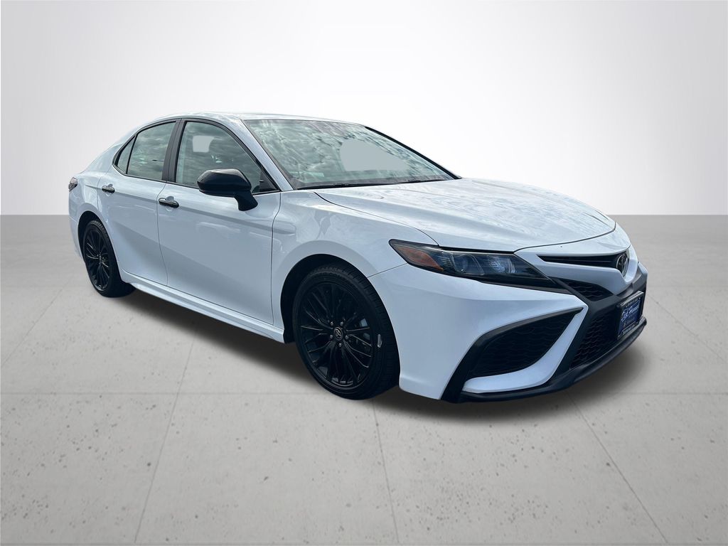 2021 Toyota Camry SE Nightshade