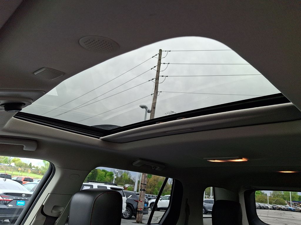 2017 GMC Terrain — photo 14
