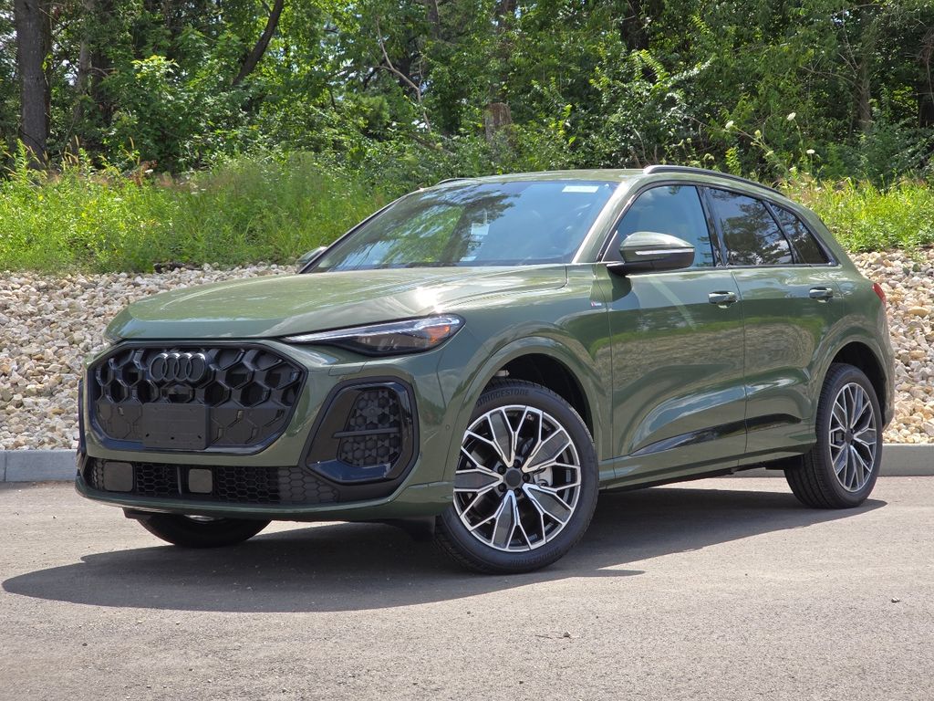 District Green Metallic 2026 Audi Q5 SUV / Crossover All-Wheel Drive 7-Speed Automatic