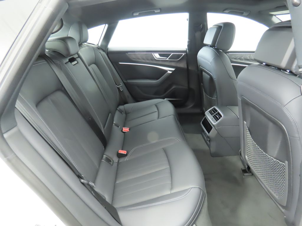 2025 Audi A7  24