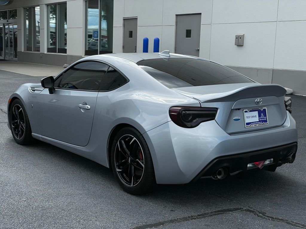 2019 Toyota 86  4