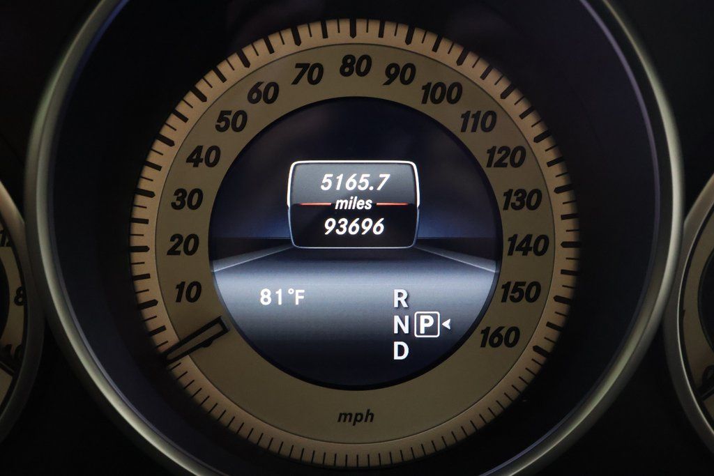 Thumbnail: 2016 Mercedes-Benz E-Class - 17