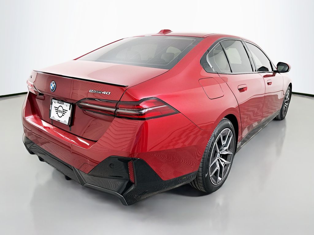 Thumbnail: 2025 BMW i5 - 5