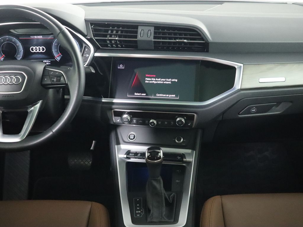 Thumbnail: 2022 Audi Q3 - 14