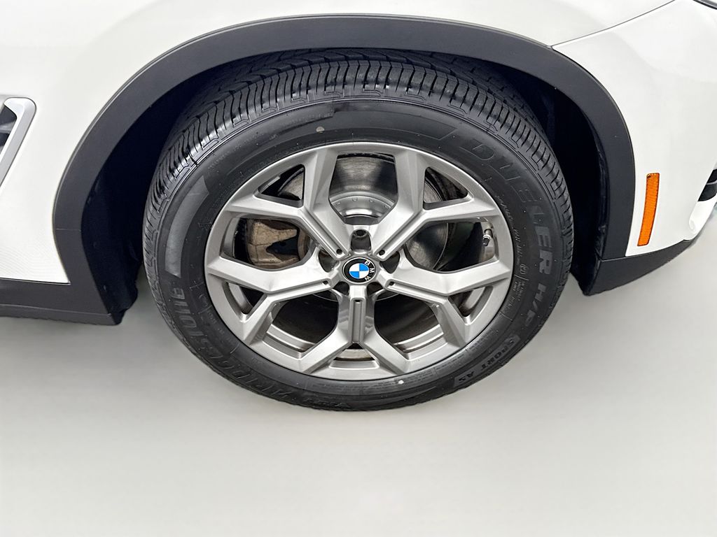 Thumbnail: 2021 BMW X3 - 31