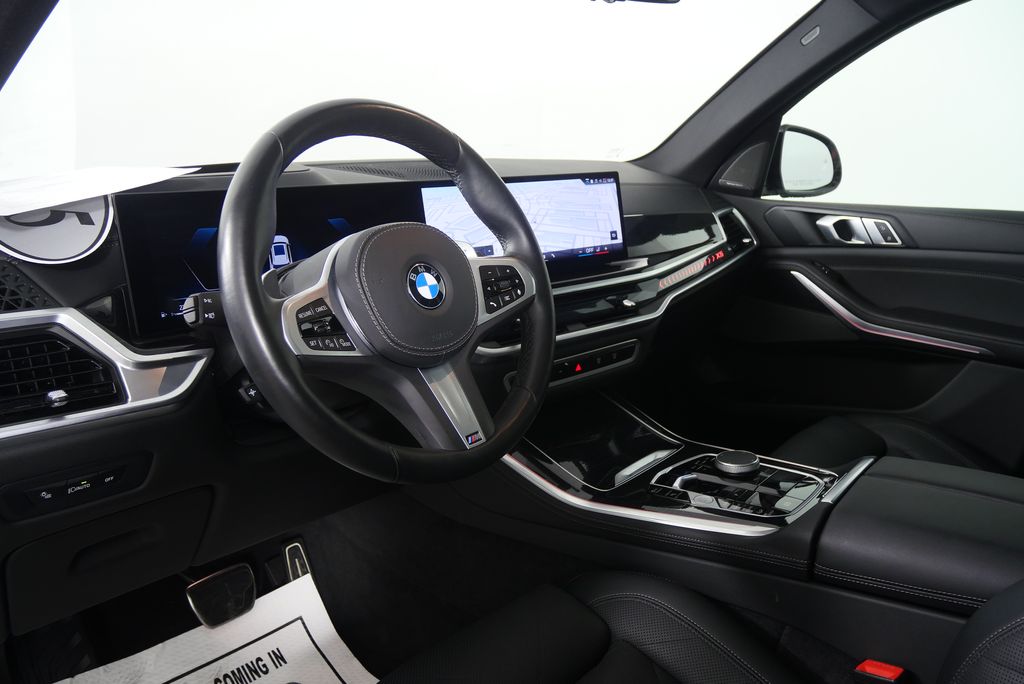 Thumbnail: 2025 BMW X5 - 12