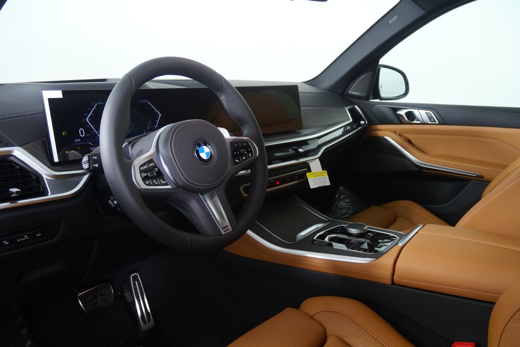 Thumbnail: 2026 BMW X5 - 12