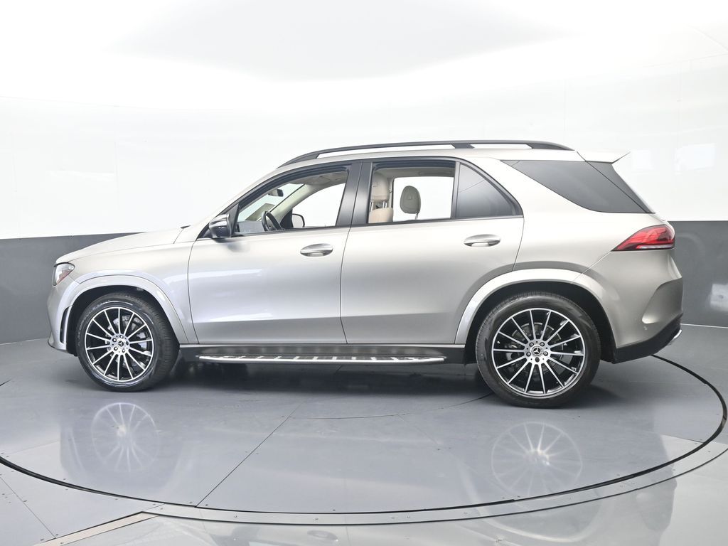 Used 2022 Gold Mercedes-Benz GLE 350 image 3