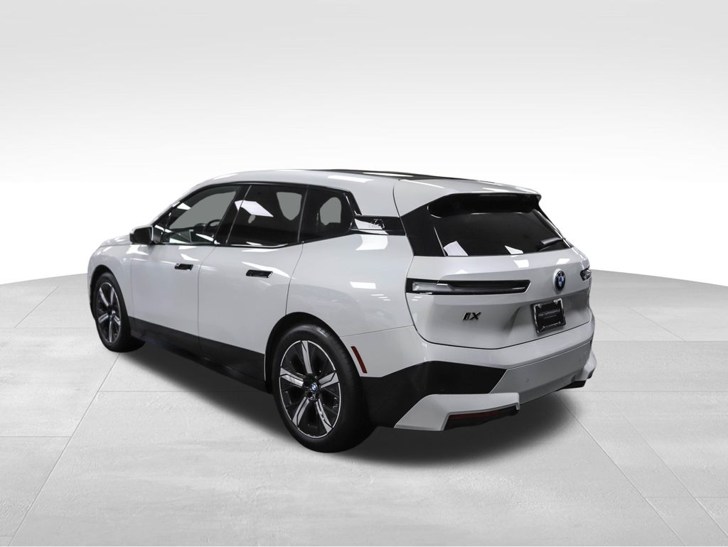 Thumbnail: 2025 BMW iX - 3