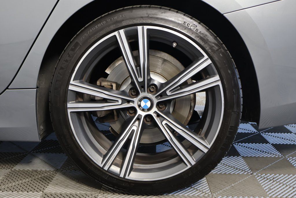 Thumbnail: 2023 BMW 3 Series - 16