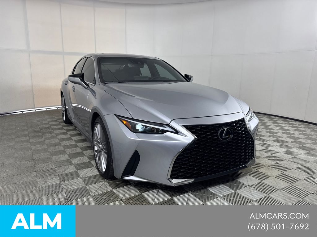 Used 2025 Silver Lexus 300 image 4