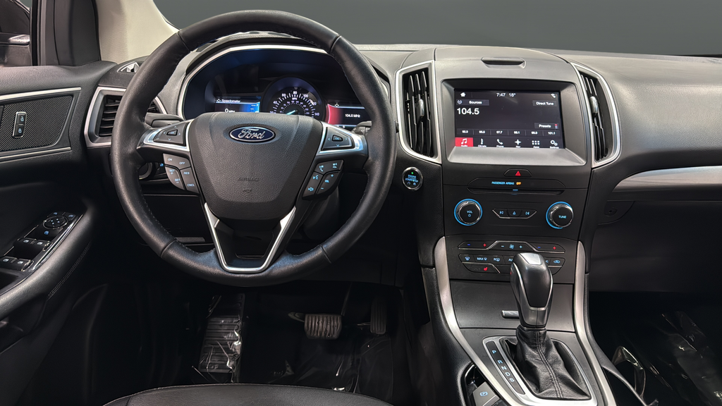 Used 2018 Shadow Black Ford SEL image 11