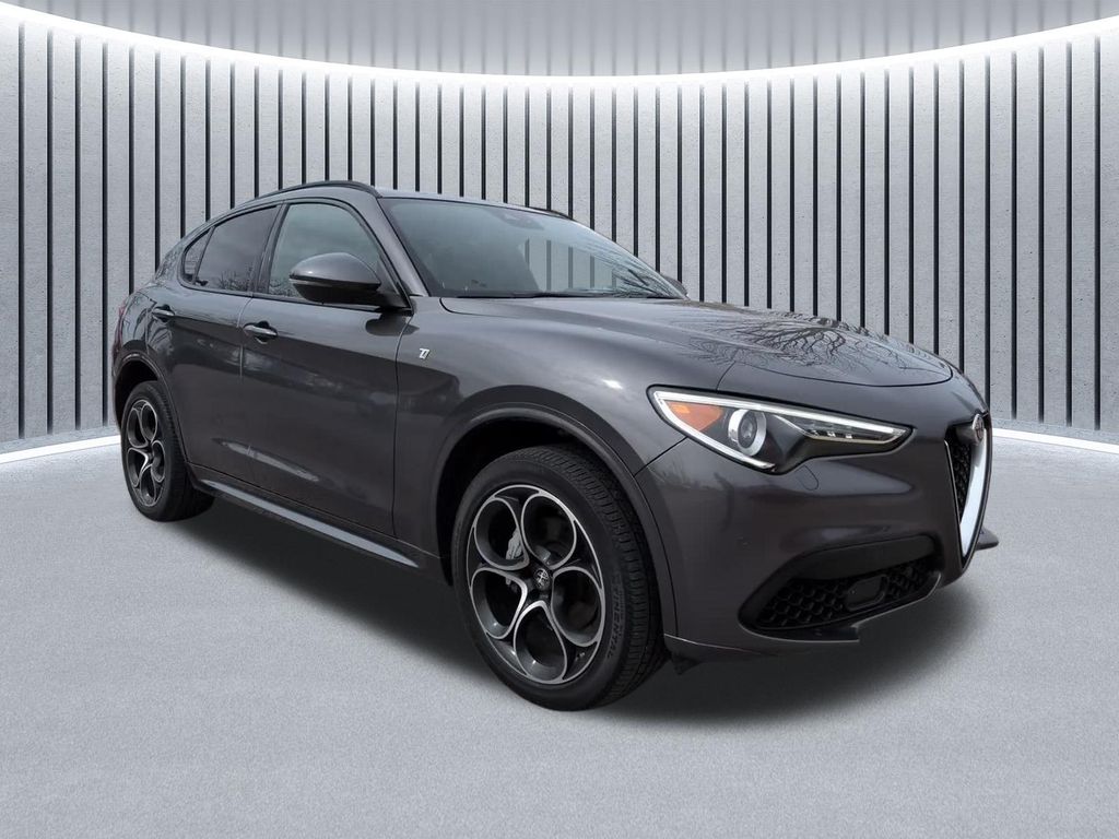 Vesuvio Gray Metallic 2023 Alfa Romeo Stelvio Ti AWD SUV / Crossover All-Wheel Drive 8-Speed Automatic