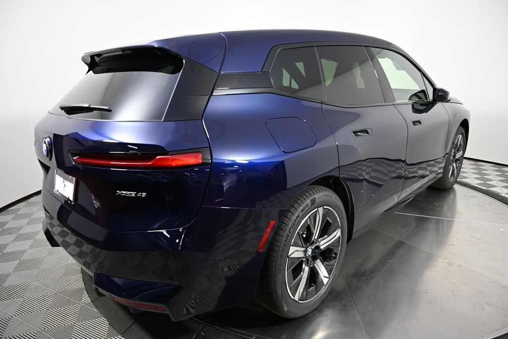 Thumbnail: 2026 BMW iX - 5